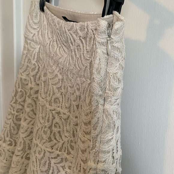 Express Skirt - Picture 2 of 6